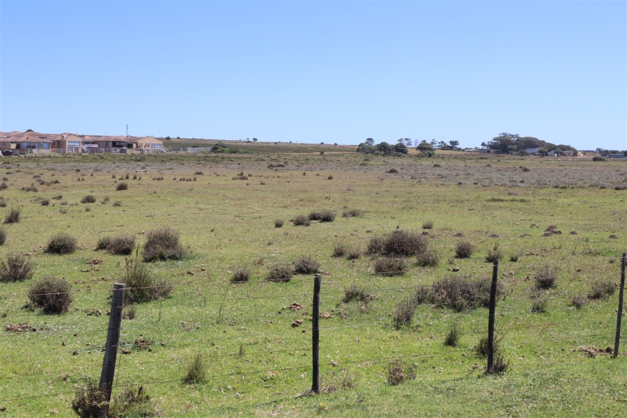 Commercial Property for Sale in Wavecrest Eastern Cape